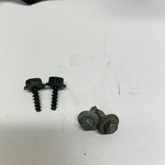 2007-2010 BMW X3 E83 FRONT DRIVER SIDE AIR INTAKE FAIRING PANEL COVER OEM - Picture 8 of 11